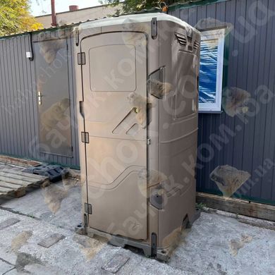 Туалетна Кабіна T Blustar RapidLoo STAR (grey e/15) у використанні під час будівництва