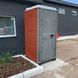 Туалетна кабіна Armal CUBE Brick Red у використанні біля офісного приміщення