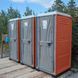 Три Туалетні Кабіни Armal CUBE Brick Red у використанні під час будівництва приватного будику