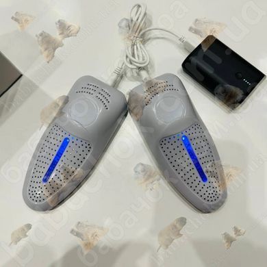 Електрична Сушарка для взуття Shoe Dryer R8 10W USB підключена до PowerBank