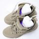 Сушарка Shoe Dryer R8 10W USB під час використання в середині взуття